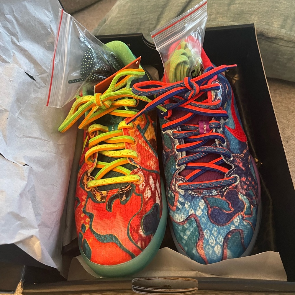 Nike Kobe 8 Protro What The
(2025) (GS)